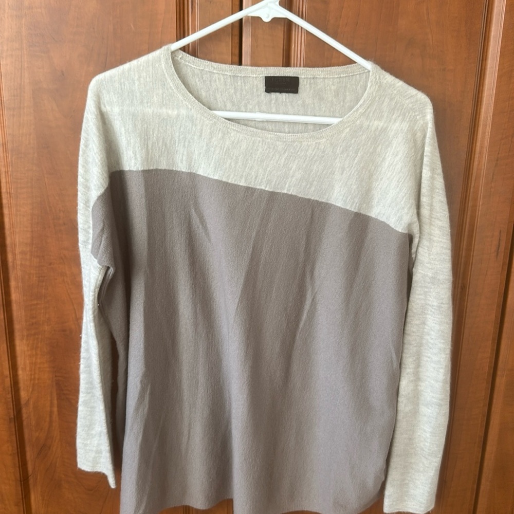 Super soft j crew cashmere sweater